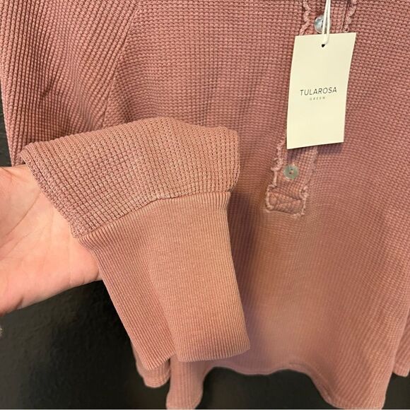 Tularosa Revolve Green The Vista Henley in Rose Medium - Picture 8 of 13